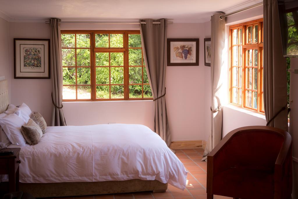 Winelands Villa Guesthouse And Cottages Somerset West Eksteriør bilde