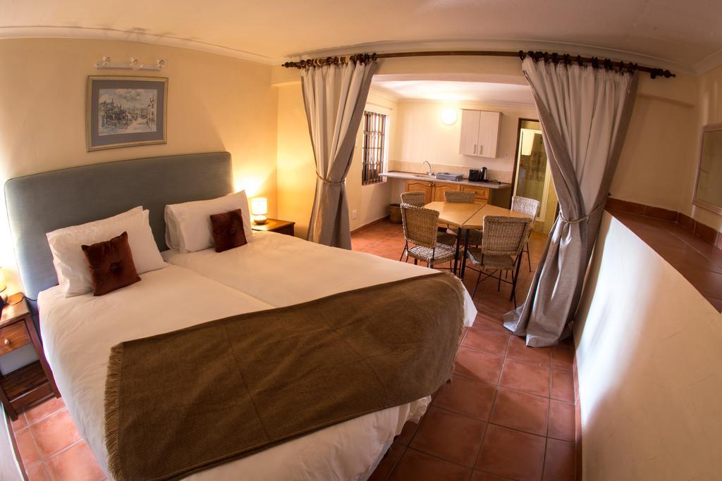 Winelands Villa Guesthouse And Cottages Somerset West Eksteriør bilde